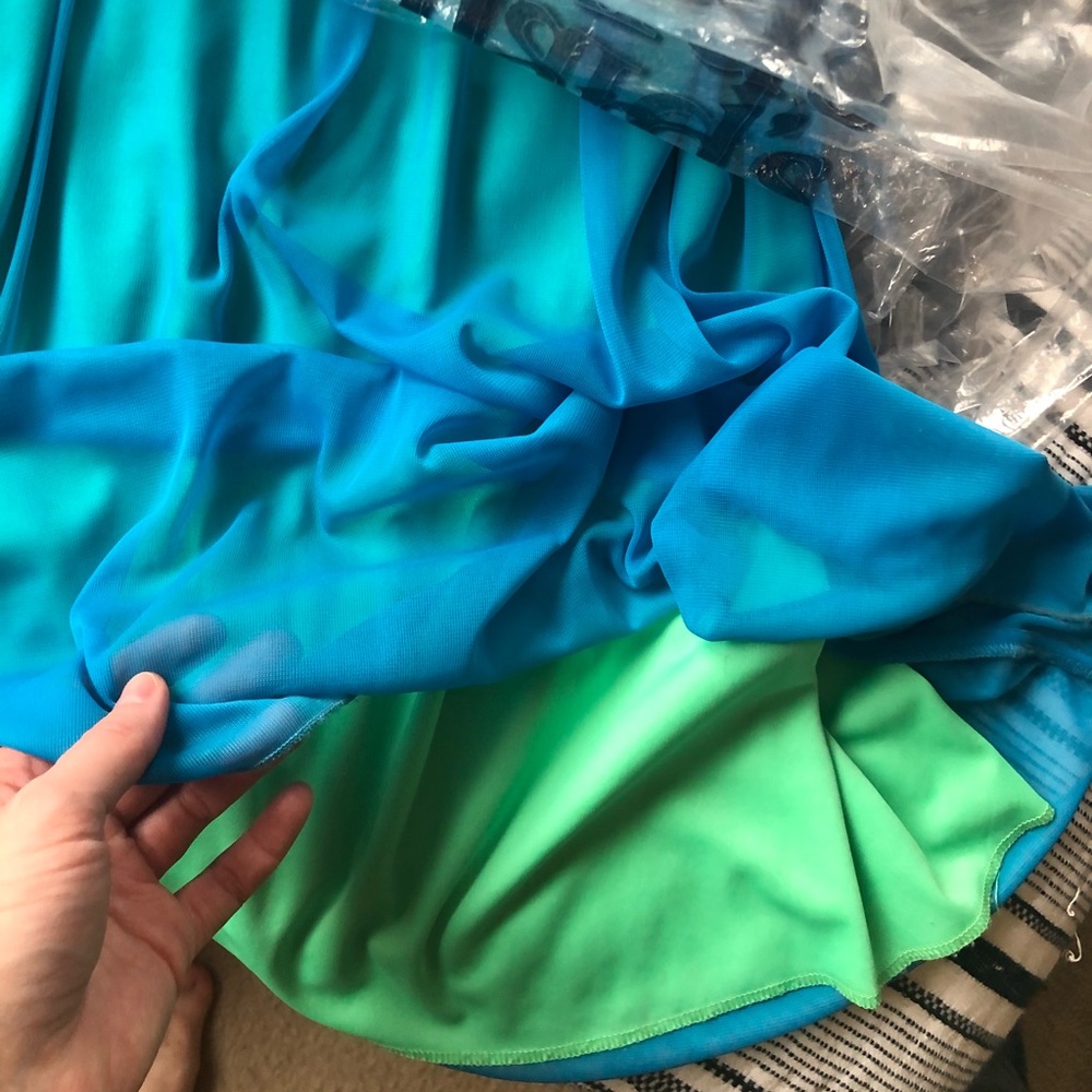 Prom Dress - Picture 3 of 7